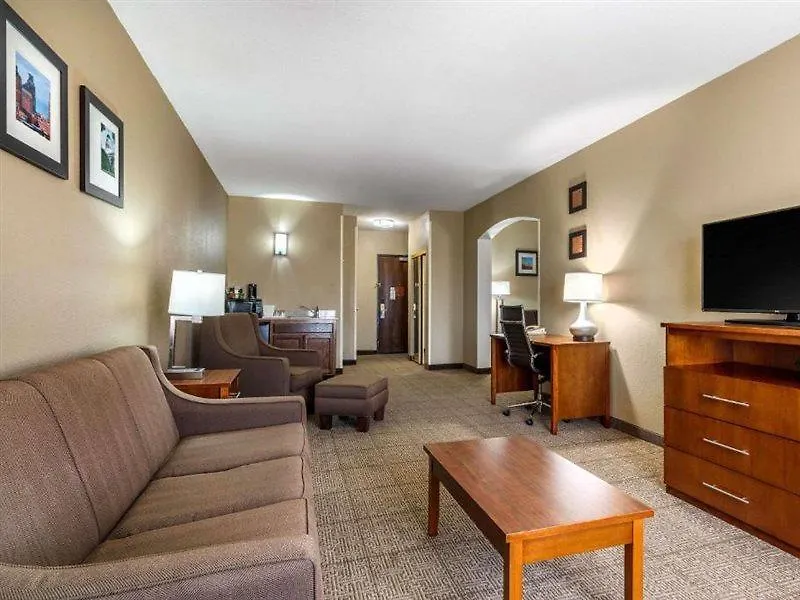 Comfort Inn & Suites Sacramento - University Area