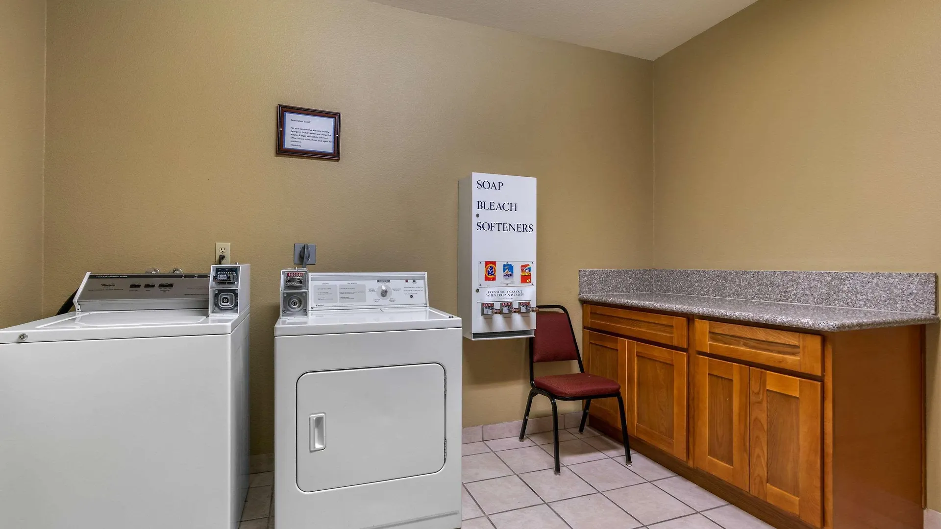 Hotel Comfort Inn & Suites Sacramento - University Area