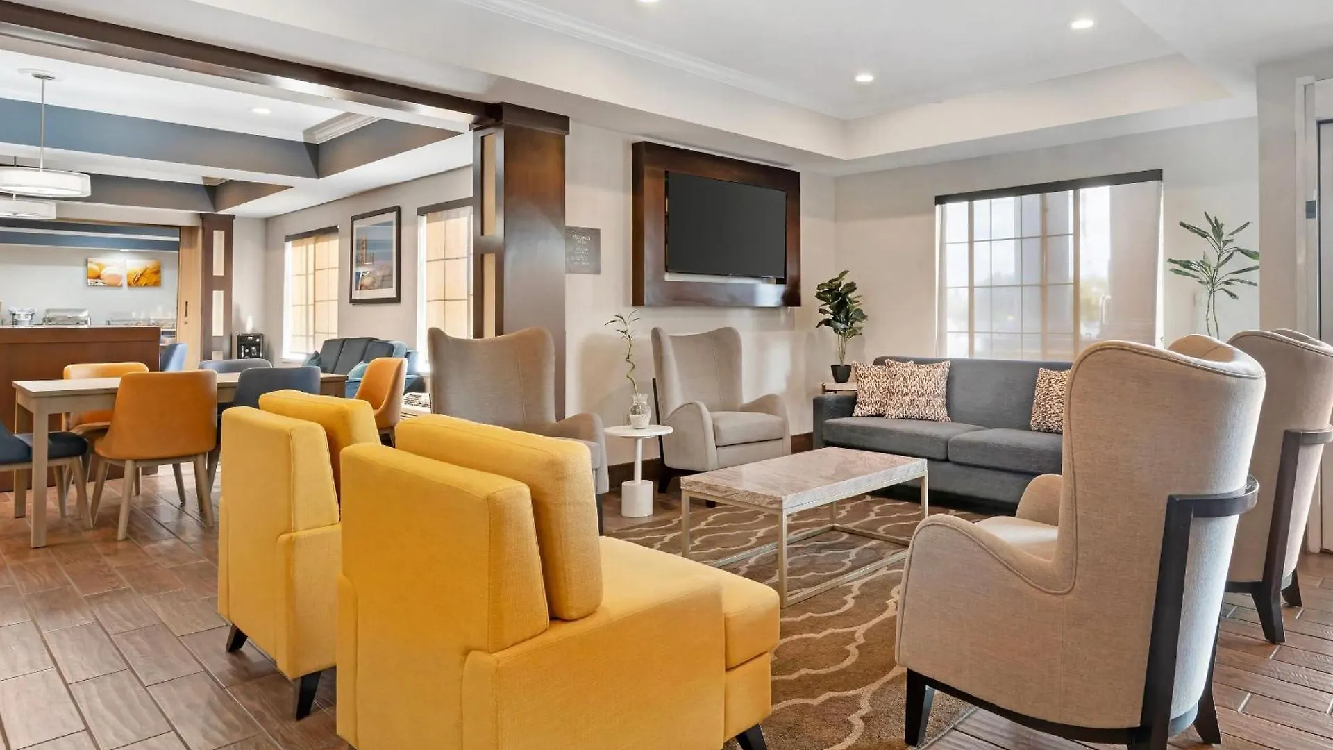 Hotel Comfort Inn & Suites Sacramento - University Area