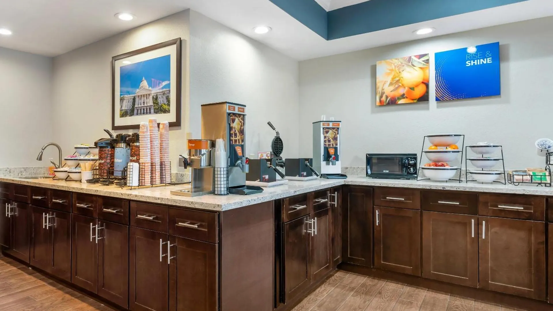 Hotel Comfort Inn & Suites Sacramento - University Area