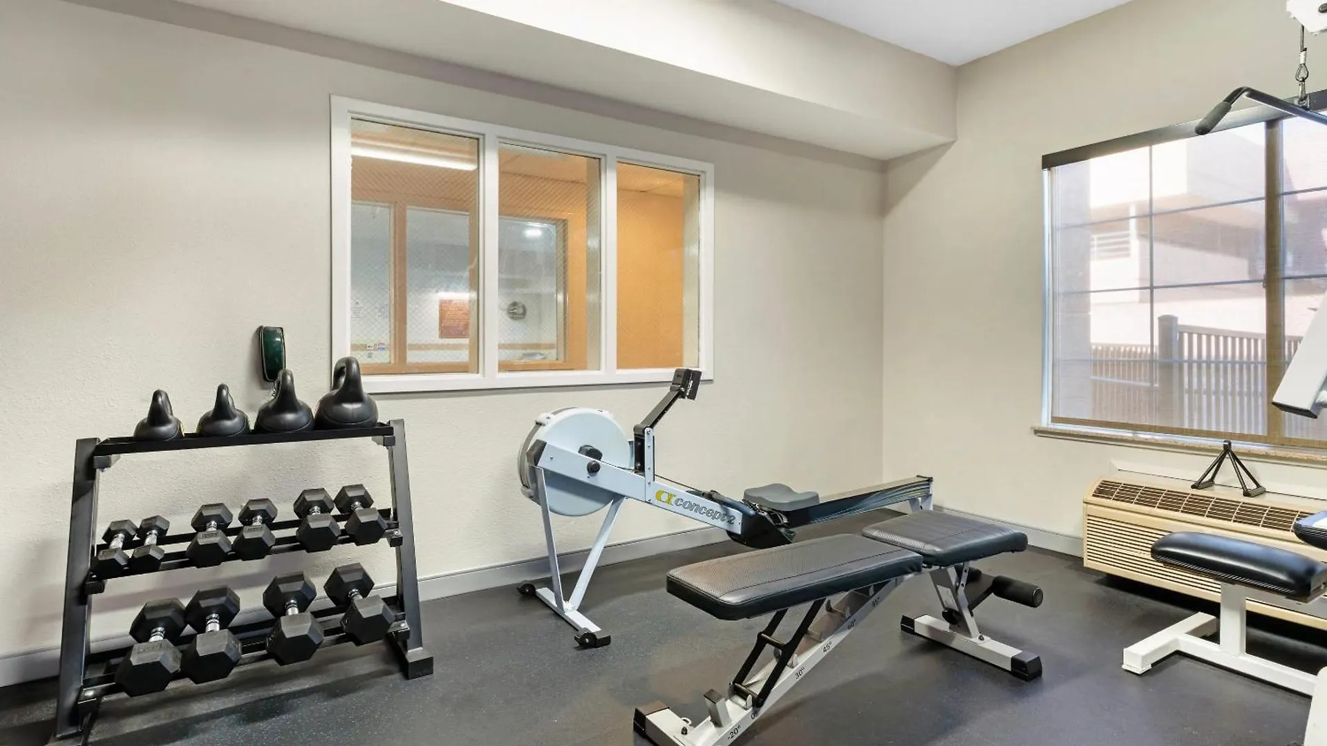 Comfort Inn & Suites Sacramento - University Area 3*,