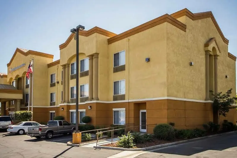 Comfort Inn & Suites Sacramento - University Area