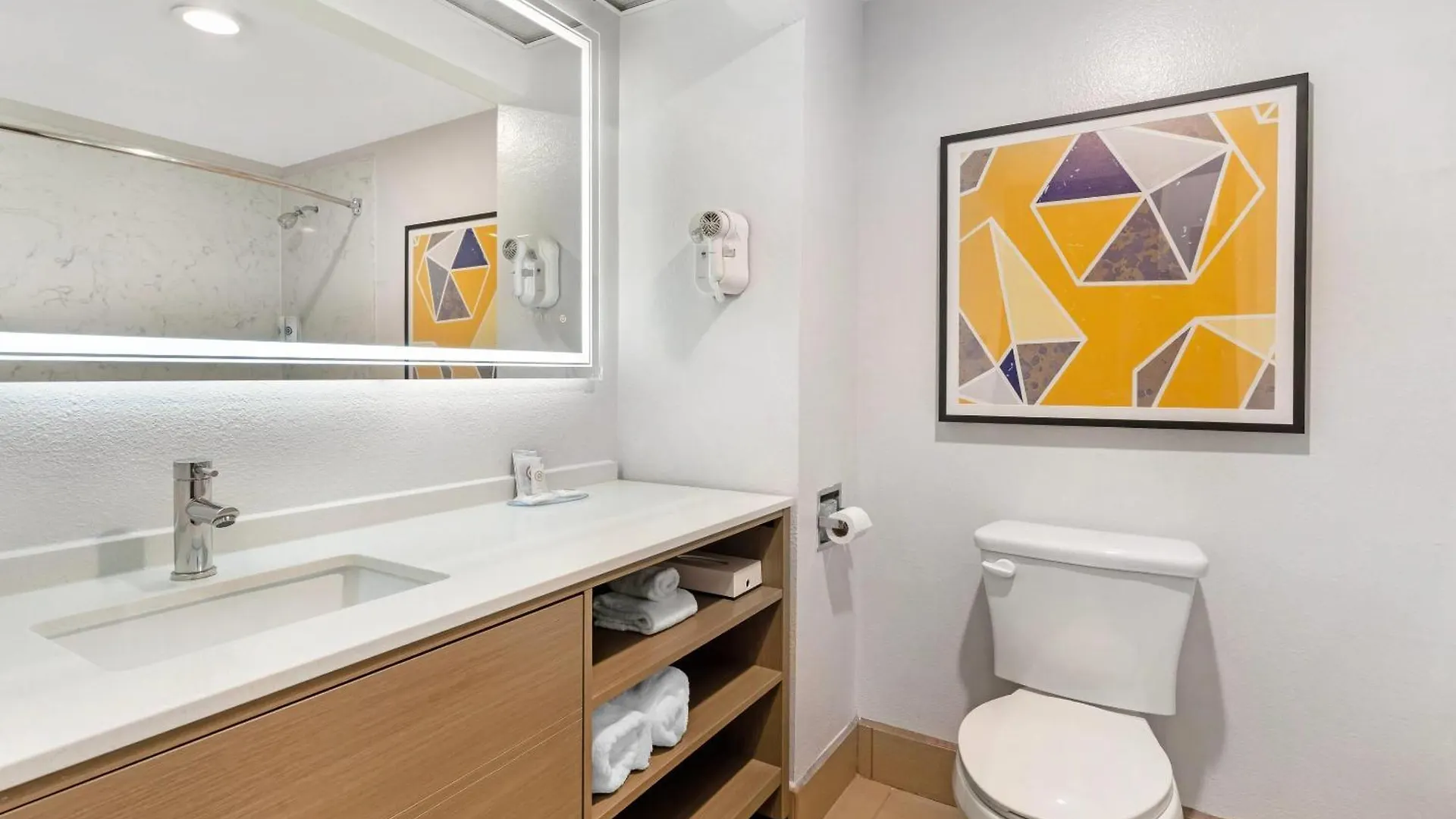 Hotell Comfort Inn & Suites Sacramento - University Area