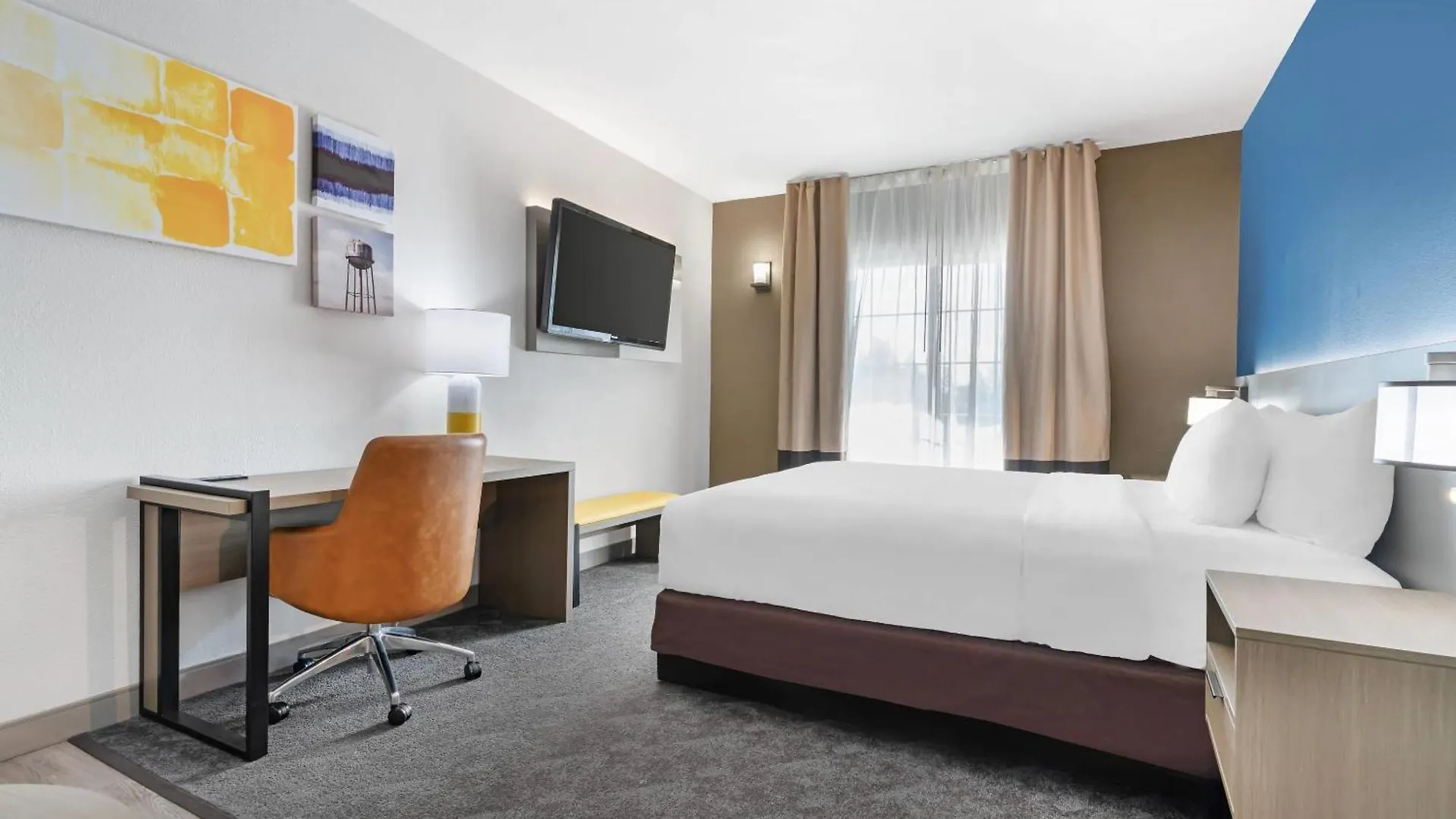 Comfort Inn & Suites Sacramento - University Area Hotell